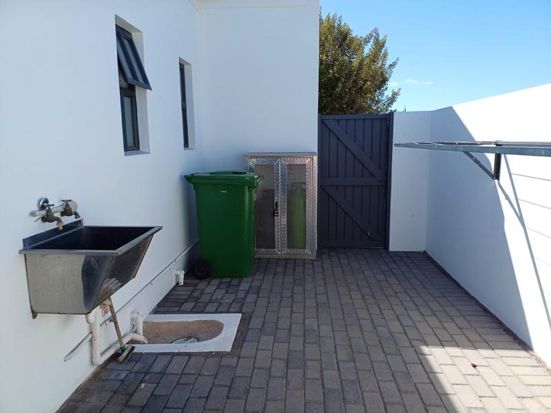 3 Bedroom Property for Sale in Britannia Bay Western Cape